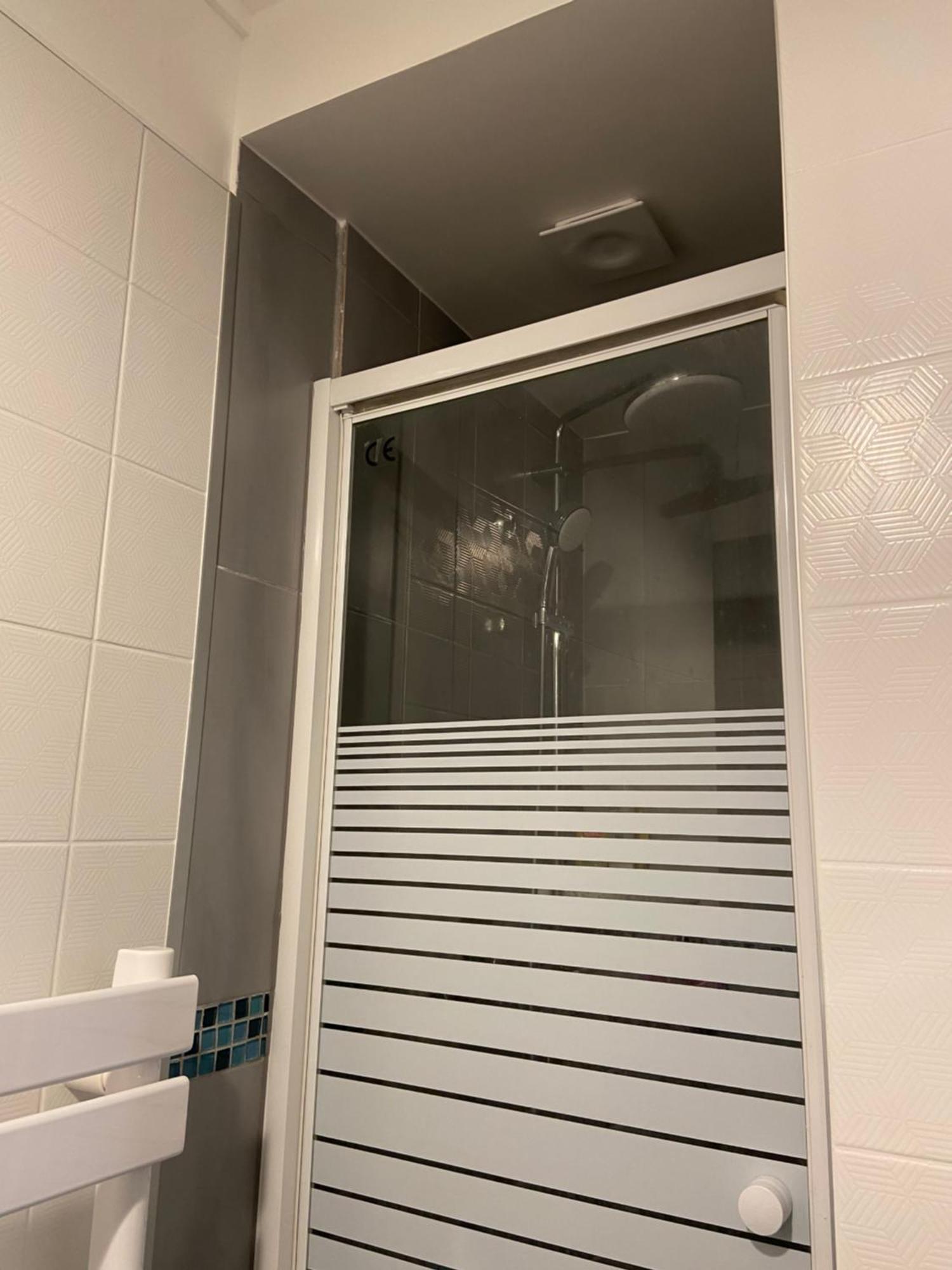 Chambre Simple Paisible Proche De Paris Drancy Bagian luar foto
